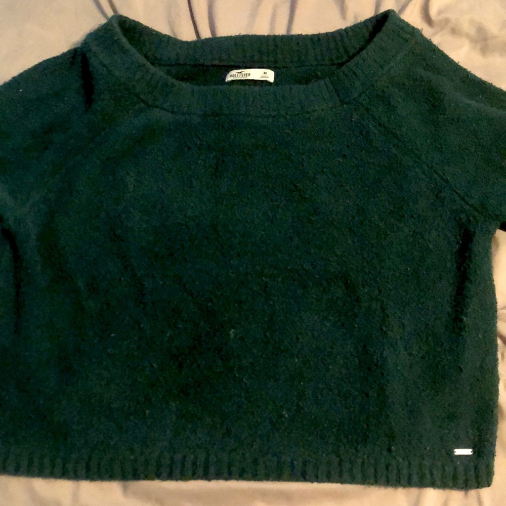 Hollister forest green sweater